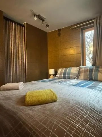 Cosy By Zsuzsanna Apartament *